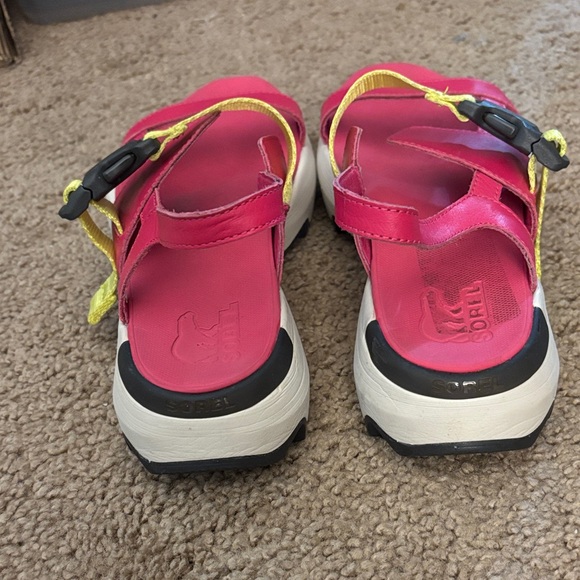 Sorel Kinetic Impact Sling Sandals - Picture 3 of 5